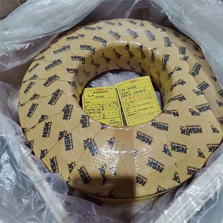 Tapered Roller Bearings 30330D NSK